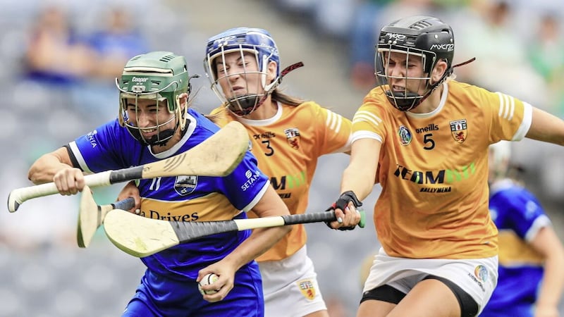 REPRO FREE***PRESS RELEASE NO REPRODUCTION FEE*** EDITORIAL USE ONLY 2023 Glen Dimplex All-Ireland Senior Camogie Championship Quarter-Final, Croke Park, Dublin 8/7/2023  Tipperary vs Antrim  Tipperary&#39;s Caoimhe Maher with Katie Laverty and Niamh Donnelly of Antrim Mandatory Credit &copy;INPHO/Evan Treacy 