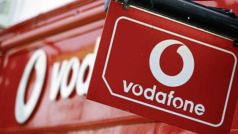Vodafone&#39;s overall revenues rose by 1.6 per cent over the quarter, with service revenues up 2.5 per cent 