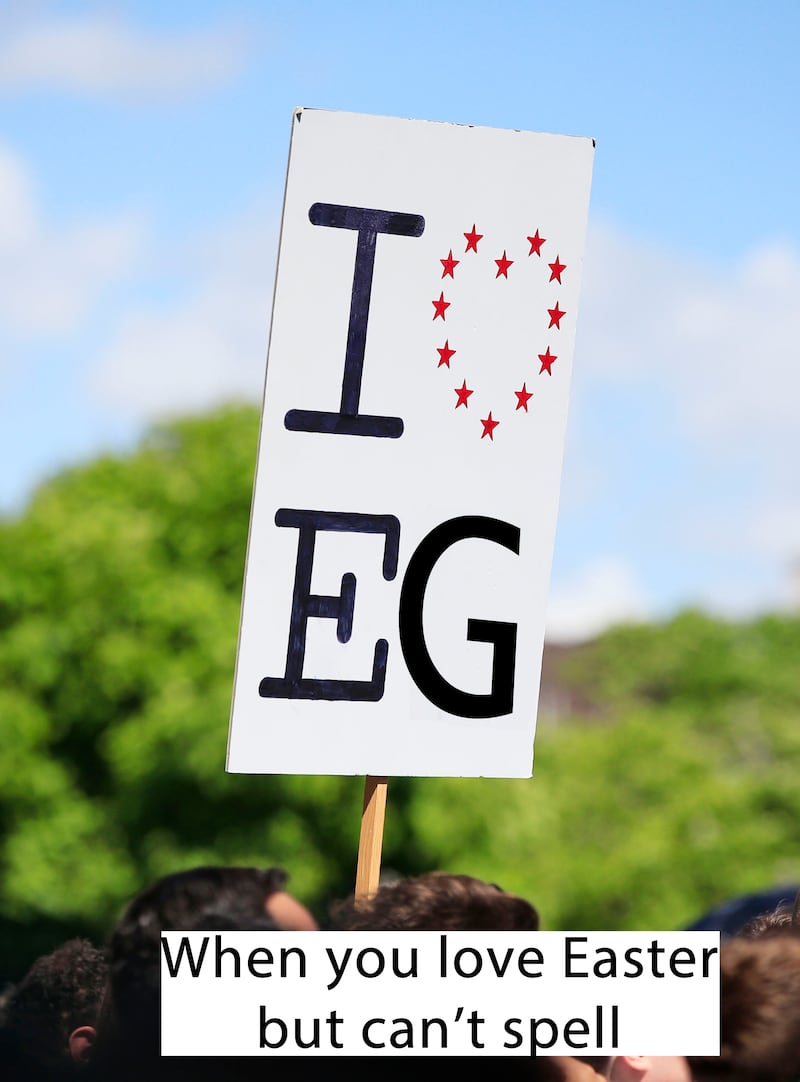 A sign reading 'I heart Eg'