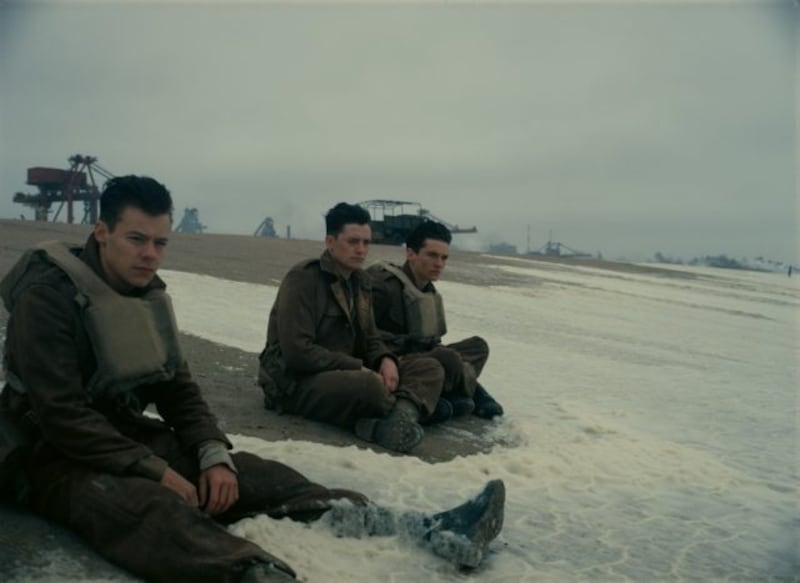 (L-R) Harry Styles as Alex, Aneurin Barnard as Gibson and Fionn Whitehead as Tommy in Dunkirk 