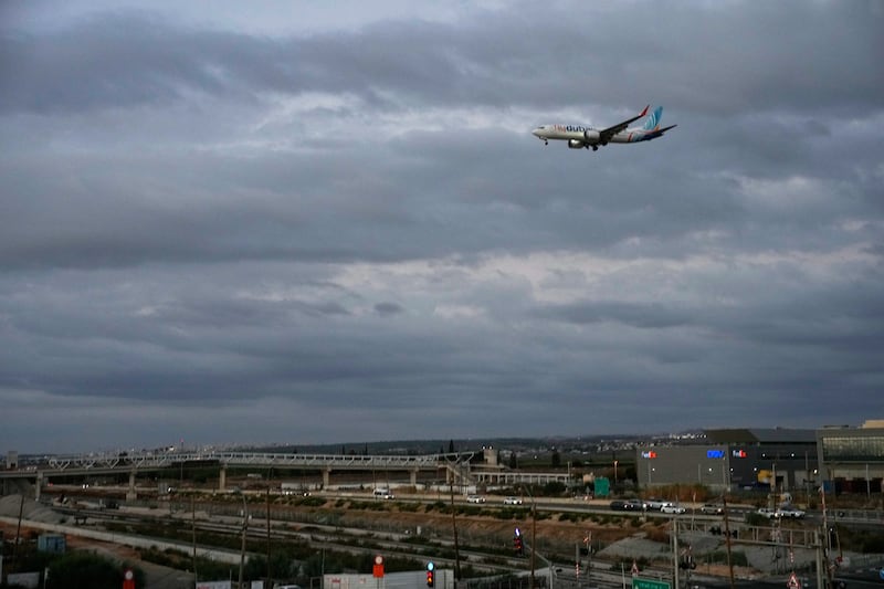 Co-pilot on FlyDubai plane ‘attacked captain with cockpit’s crash axe’