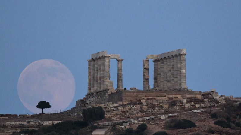 The Central Archaeological Council granted access to the 2,500-year-old Temple of Poseidon.