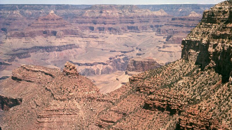 A teenager fell 100ft at the Grand Canyon (PA)