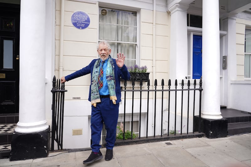 Sir Ian McKellen unveiled the blue plaque at the childhood home of Sir Laurence Olivier in Pimlico