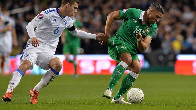 Ireland's Jonathan Walters gets away from Bosnia-Herzegovina's Ognjen Vranjes during Monday night's Euro 2016 play-off second leg at the Aviva Stadium<br />Picture: PA