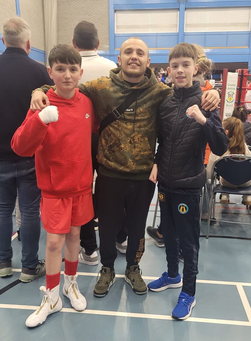 Former World champion Sunny Edwards was at the Shankill Leisure Centre last week for the finals of the Antrim 12s championships. He is pictured with Clonard club-mates Cadhan Masterson and Jack Kelly