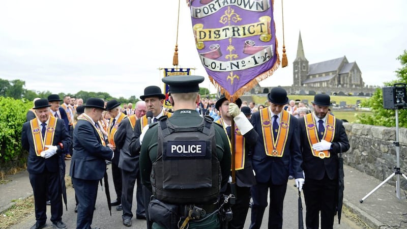 Orangemen stand-off with police at Drumcree. Picture by Arthur Allison/Pacemaker Press. 