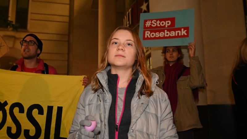 Greta Thunberg with activists (Fossil Free London)
