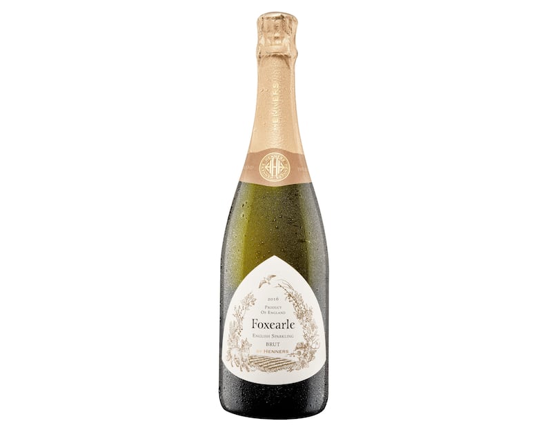 Henners Foxearle English Sparkling Brut 2016, East Sussex, Virgin Wines