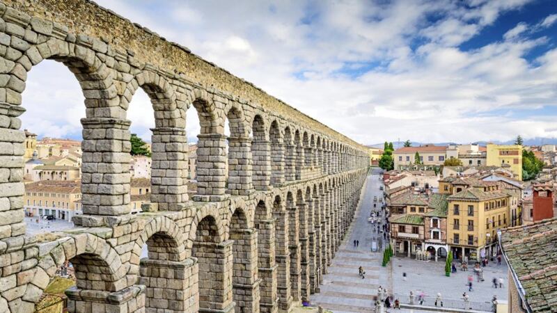 Segovia&#39;s Roman aqueduct was built using 20,000 stones and incorporating 167 arches 