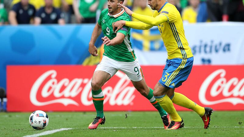 &nbsp;Republic of Ireland's Robert Brady (left) and Sweden's Erik Johansson battle for the ball.&nbsp;Picture by PA