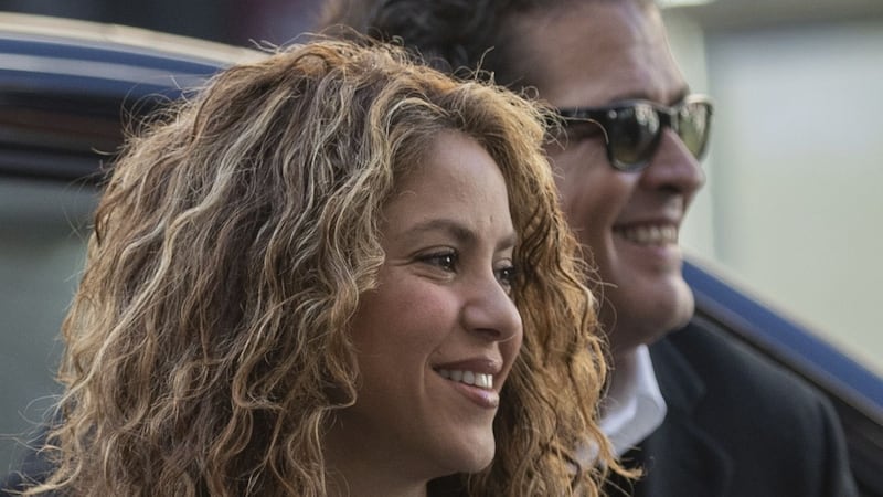 A Cuban singer claims Shakira and Carlos Vives’ hit La Bicicleta was inspired by his work.