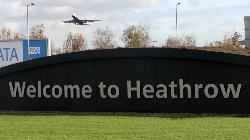 A planned strike by workers who refuel aircraft at Heathrow has been called off