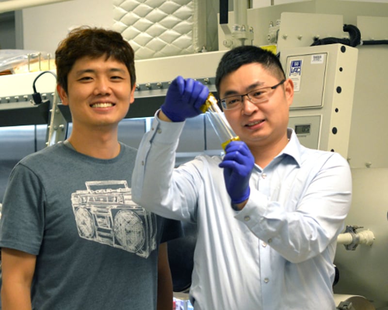 Researchers Cunjiang Yu and Bill D Cook have published their research in stretchable electronics.