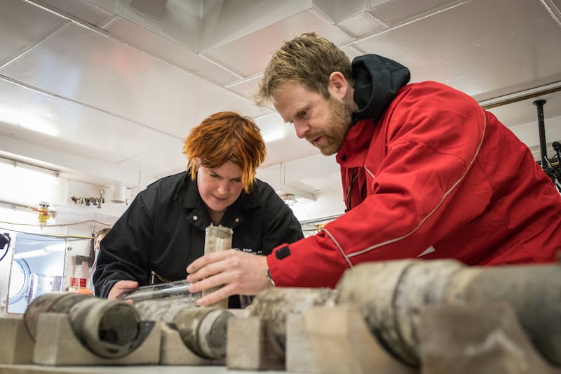 Professor Tina van de Flierdt and Dr Johann Klages work on the sample of ancient soil