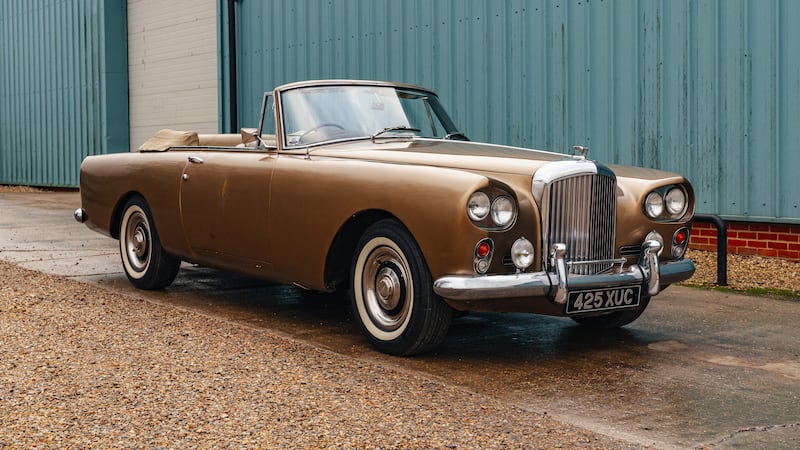 The Bentley features an eye-catching ‘quad headlight’ modification (H&H Classics)