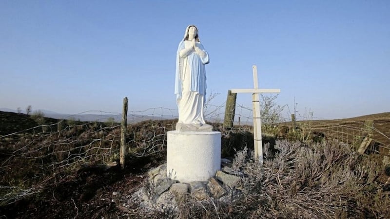 A council has ordered the removal of a statue of the Virgin Mary in Co Tyrone 