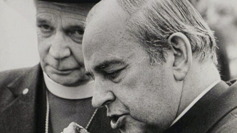 The British government wanted to influence the Vatican&#39;s choice of new Archbishop of Armagh following the death of Cardinal Tom&aacute;s &Oacute; Fiaich in 1990 