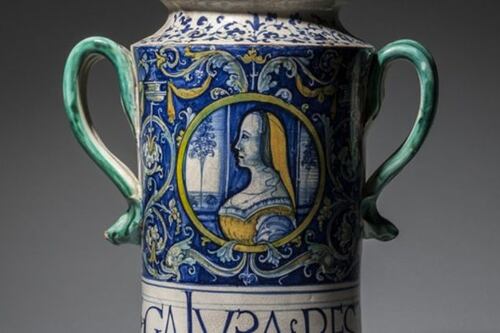 Rare Italian medicine jar donated to British Museum