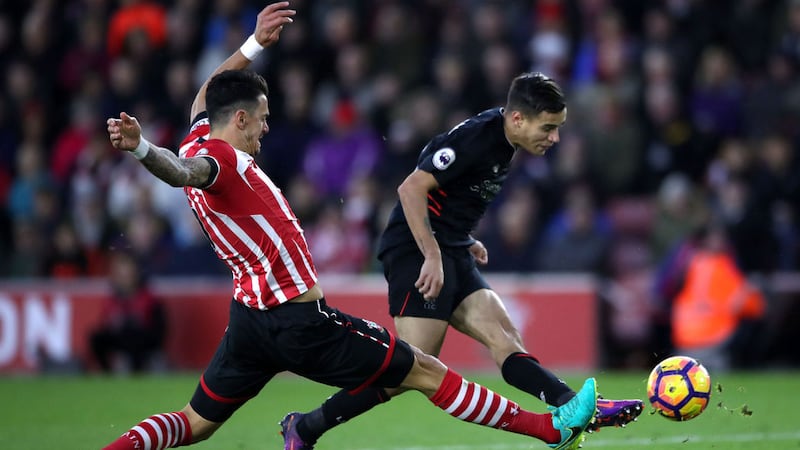 Southampton's Jose Fonte challenges Liverpool's Philippe Coutinho during Saturday's Premier League match at St Mary's<br />Picture by PA