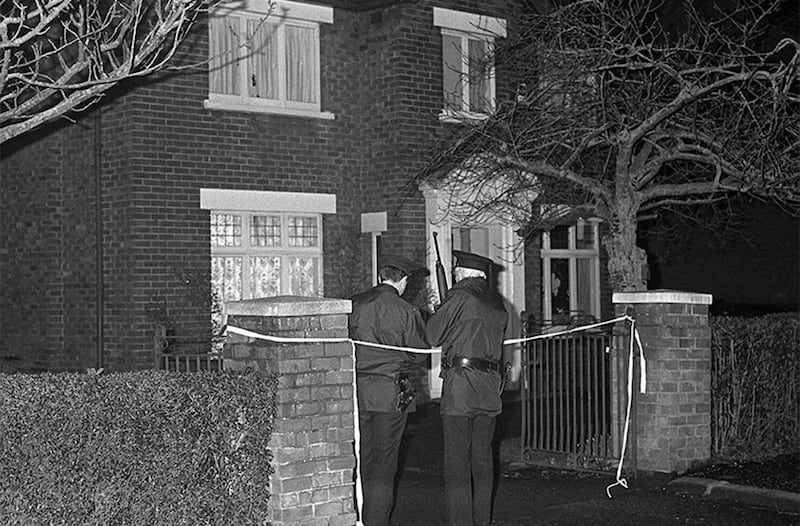 &nbsp;Police at the scene of the 1989 murder