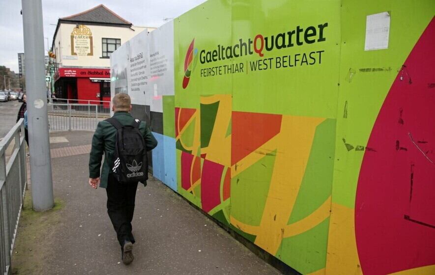 Proposals announced for Irish language traffic signs in Belfast’s Gaeltacht Quarter