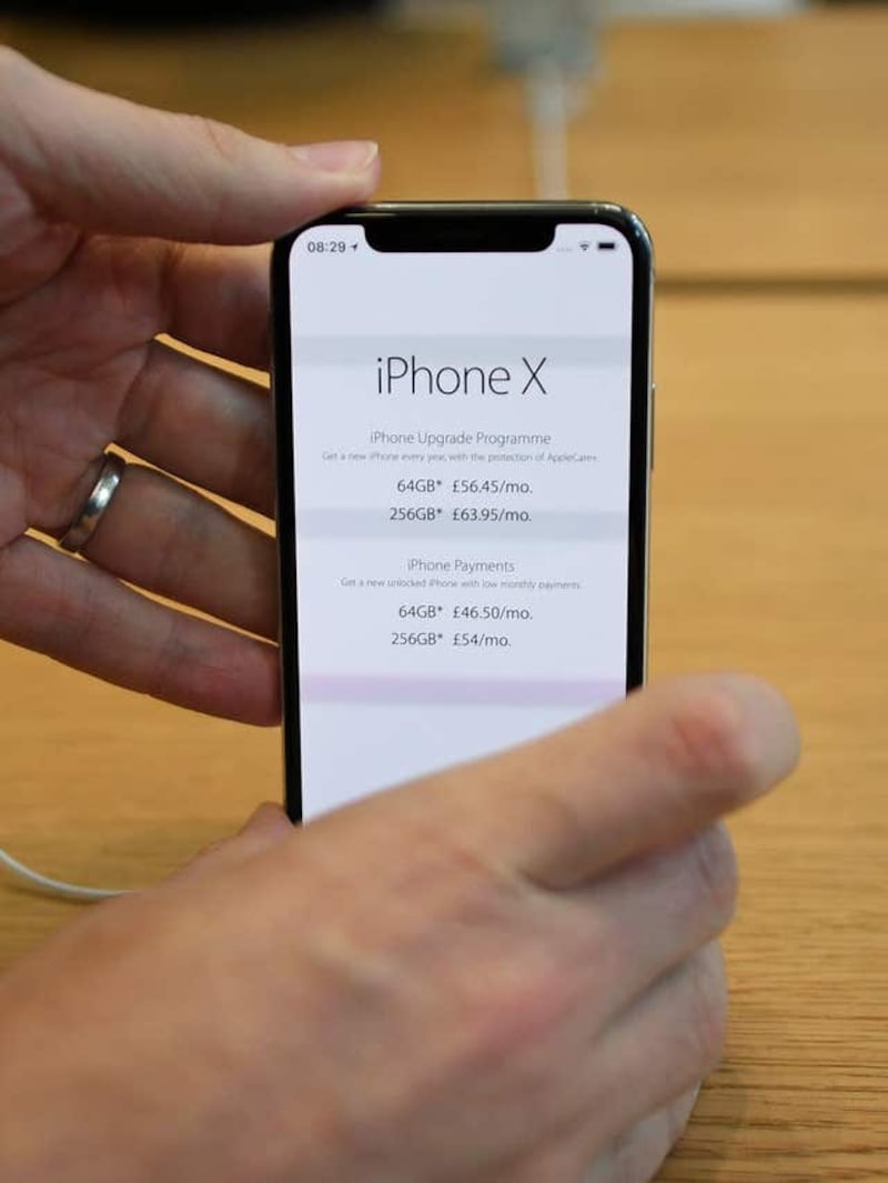 iPhone X in Apple store