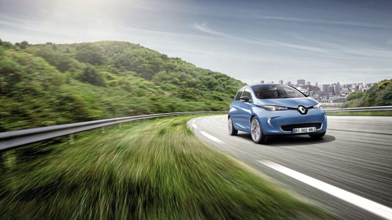 Renault&#39;s Zoe electric car can now go further between charges 