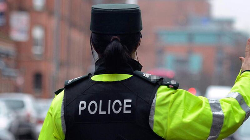 A 25-year-old man is being questioned by police in relation to an attempted armed robbery in Lurgan 