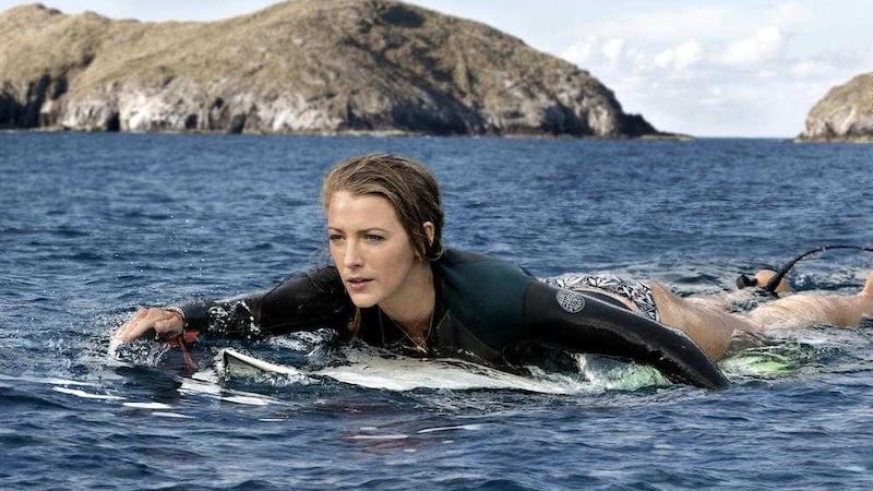 Nancy (Blake Lively) paddles her way into trouble in The Shallows 