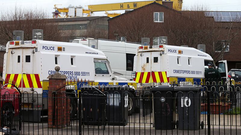 Six people were arrested as the PSNI carried out investigations into the UVF in east Belfast this morning<br />&nbsp;