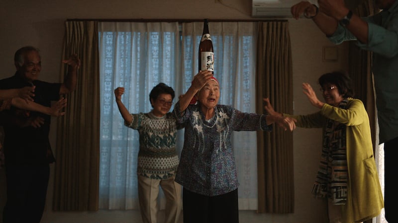 Okinawa resident, Umeto Yamashirto, aged 101, likes to dance 