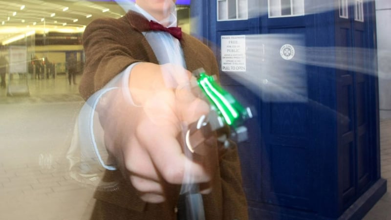 Scientists are designing a quantum scanning device that works kinda like Doctor Who's sonic screwdriver