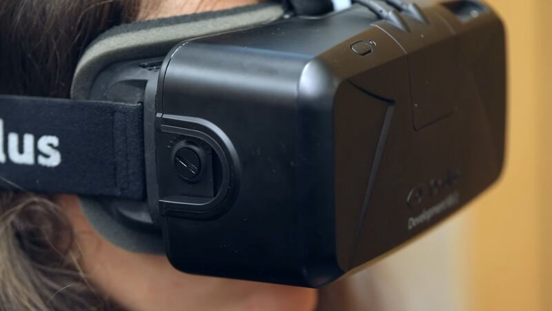 Researchers say it could lead to future VR therapies to reduce neuropathic pain.