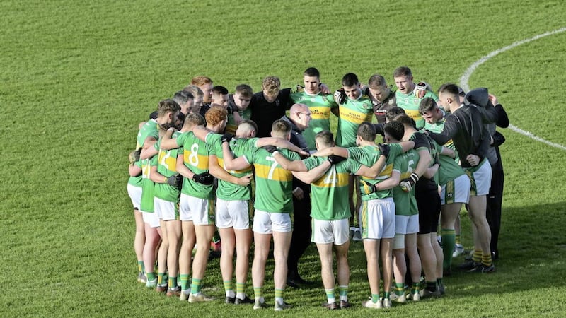 Glen manager Malachy O&#39;Rourke with last minute instructions for his players. Picture Margaret McLaughlin. 