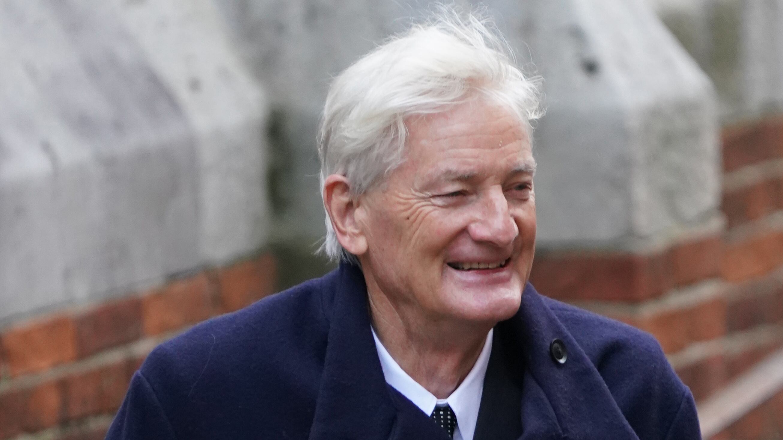 A £6 million donation from Sir James Dyson to his local state primary school has been given the green light by the Government