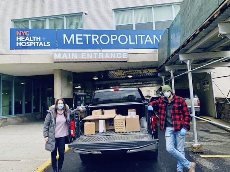 Meitheal volunteers deliver PPE to a New York hospital 