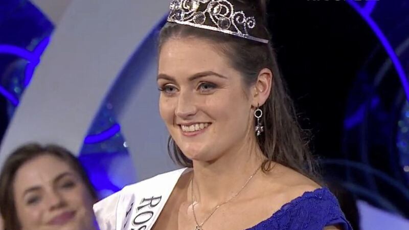Offaly Rose Jennifer Byrne has been crowned the new Rose of Tralee for 2017 