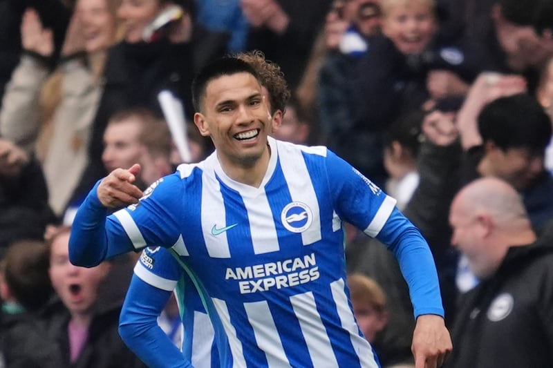 Fabian Hurzeler: Diego Gomez always puts team first despite halfway line heroics