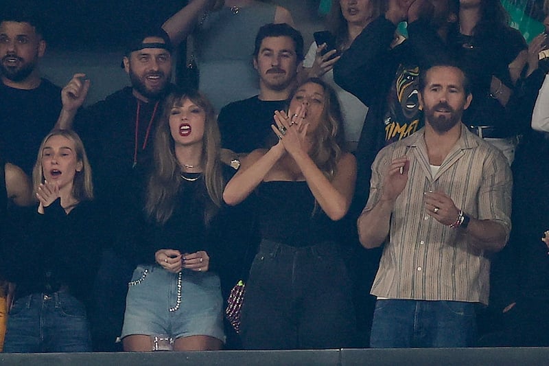 Taylor Swift, second from left, Blake Lively, second from right, and Ryan Reynolds 