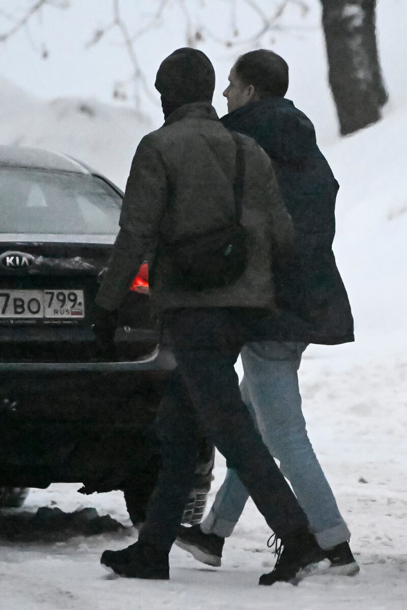 Evan Gershkovich, right, was detained on spying charges during a reporting trip to the Urals (Alexander Nemenov/Pool/AP)