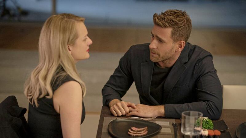Elisabeth Moss and Oliver Jackson-Cohen in The Invisible Man 