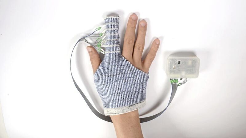 Glovely... The KnitDema &#39;smart&#39; glove has been engineered to ease hand oedema 