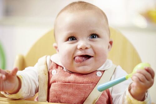 To spoon feed or not to spoon feed? 12 exert tips on how to make weaning easier 