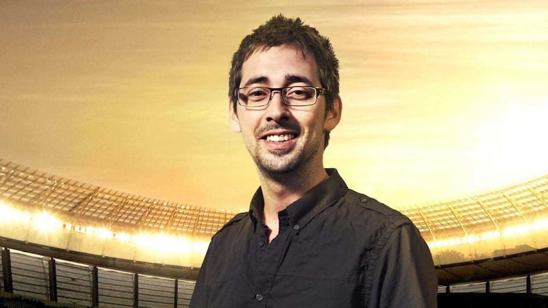 Colin Murray said he will keep his promise of running through Belfast in a green mankini after NI qualified for the Euro 2016 finals<br />&nbsp;