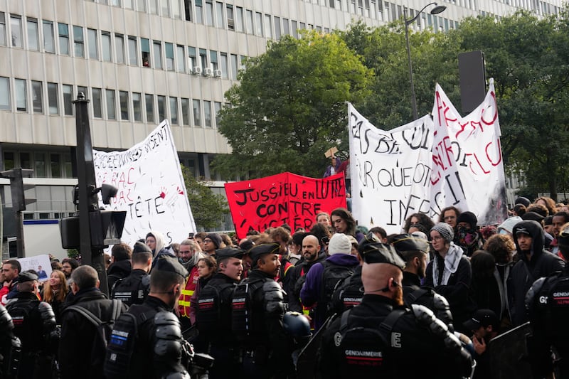 France shuts museums and deploys big security presence ahead of weekend protests