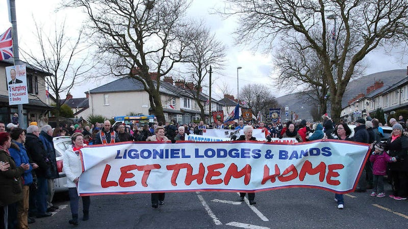 A deal that would allow Orangemen to walk past nationalist homes in the Ardoyne area has collapsed 