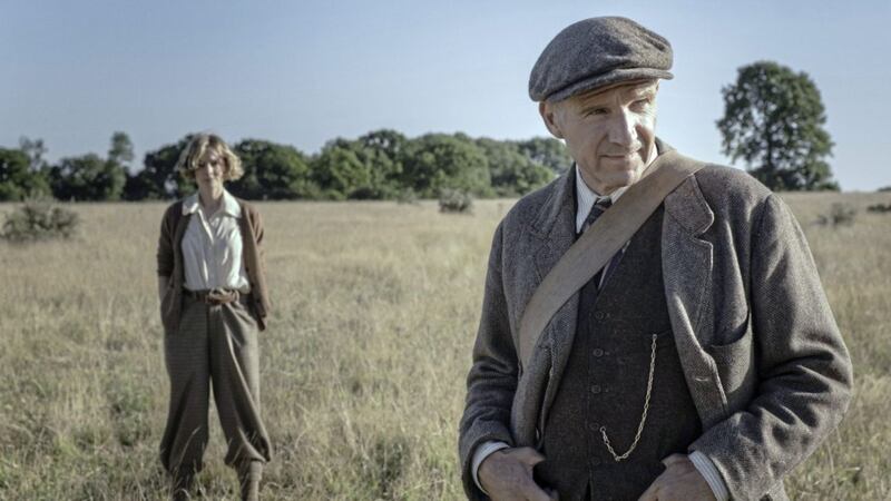 The Dig: Carey Mulligan as Edith Pretty and Ralph Fiennes as Basil Brown 