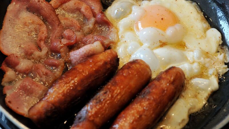Forget “How do you like your eggs” – how do you like your *entire* fried breakfast in the morning?