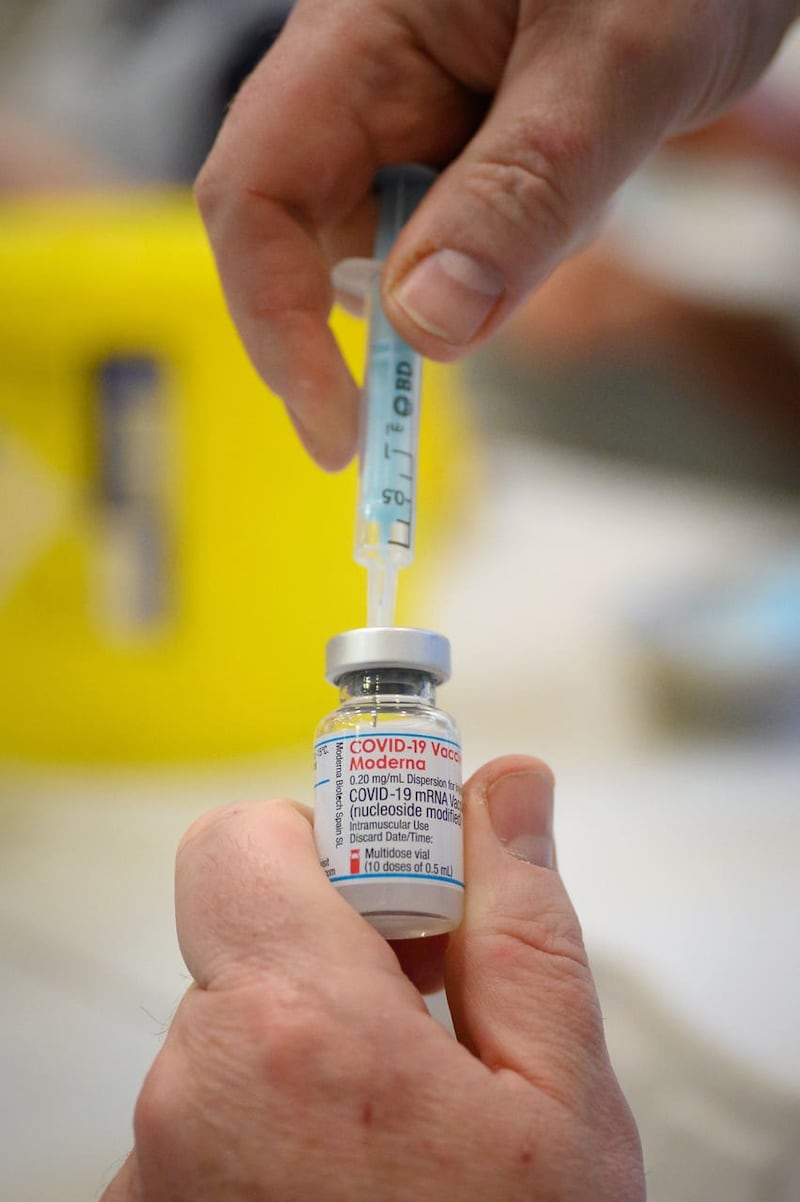 Medical staff preparing shots of the Moderna Covid-19 vaccine